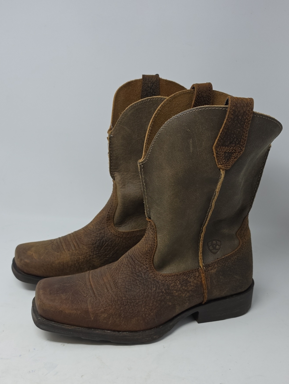 Ariat Men's Rambler Western Performance Boots - Square Toe Size 10.5EE